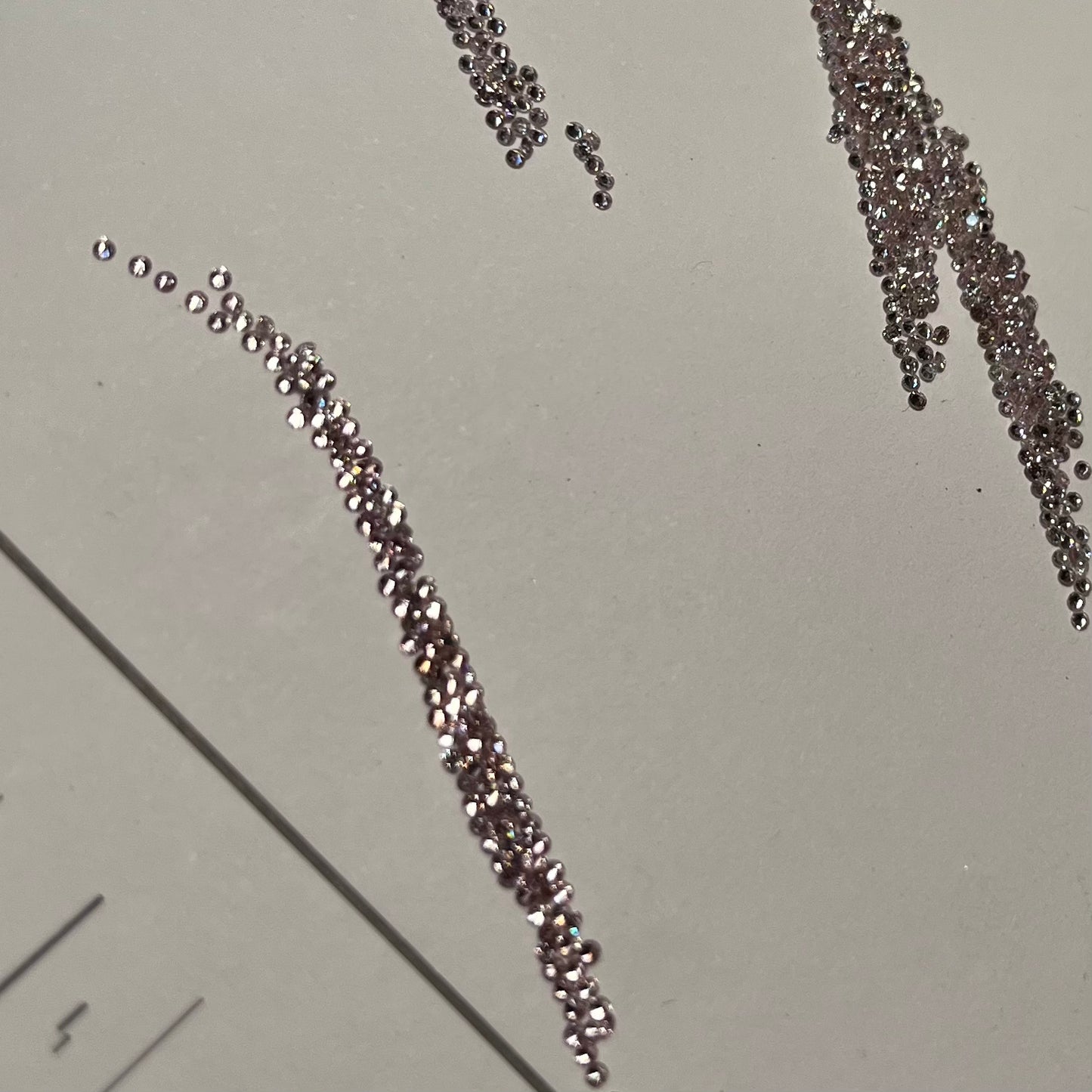 ピンクダイヤ　ハーフエタニティ　彫留め